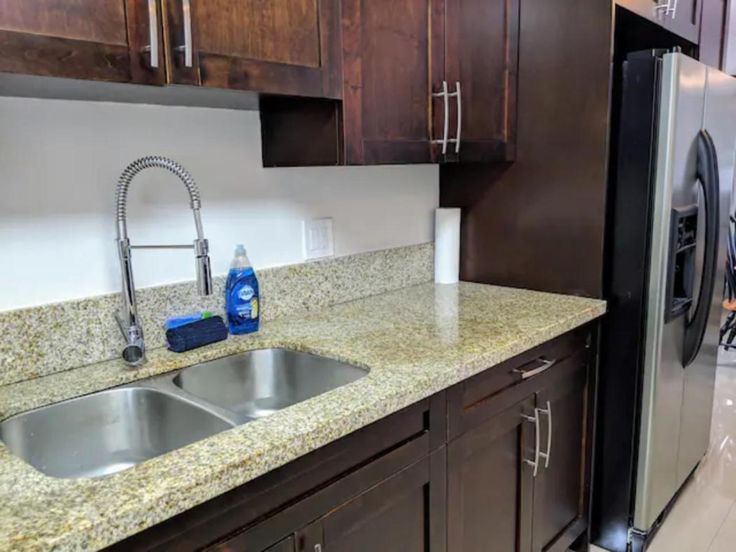 A4 - Endless Summer Rentals - Downtown Apartment Near Park, Ports, And Beach Fort Lauderdale Zewnętrze zdjęcie