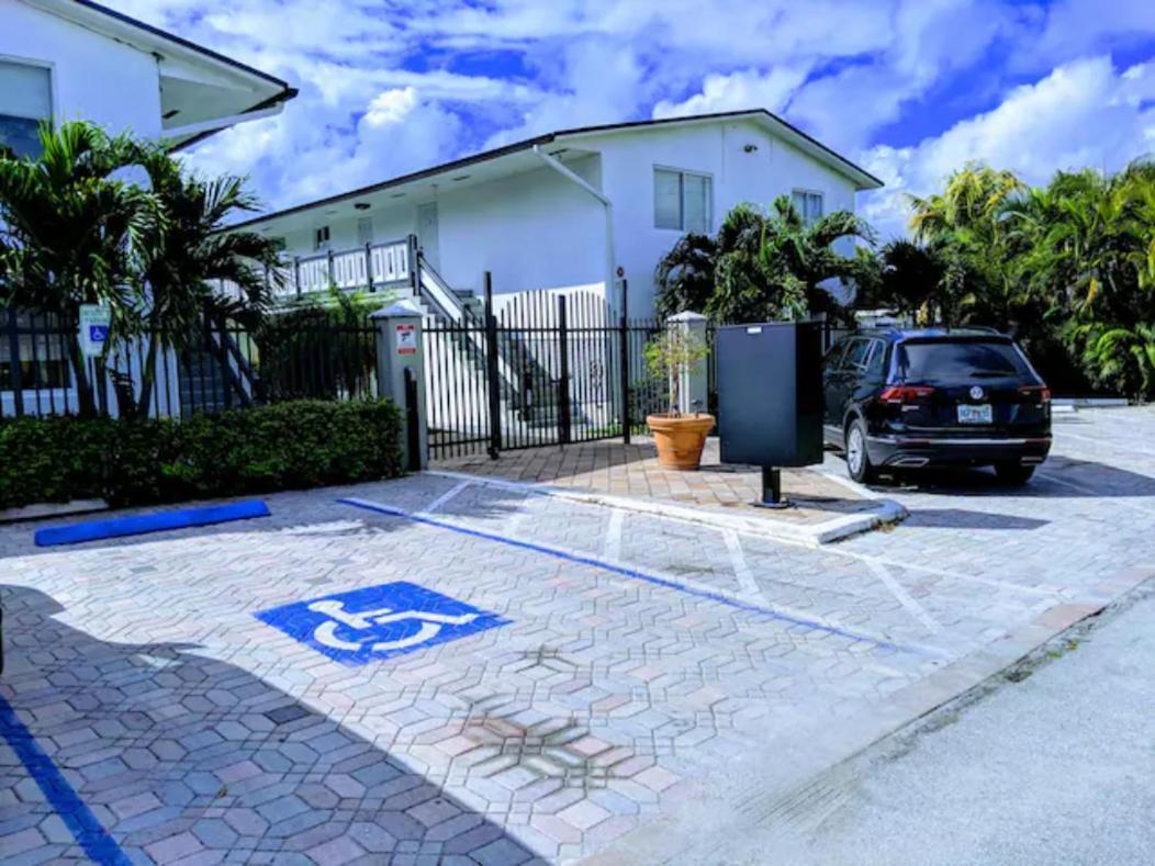 A4 - Endless Summer Rentals - Downtown Apartment Near Park, Ports, And Beach Fort Lauderdale Zewnętrze zdjęcie